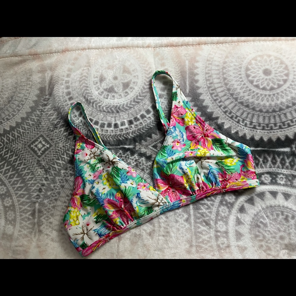 Cozumel Floral Bikini - Picture 2 of 6